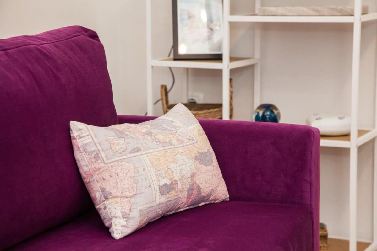 Contemporary Stylish Apartment Located Near Metaxourgeio Area Афины Экстерьер фото