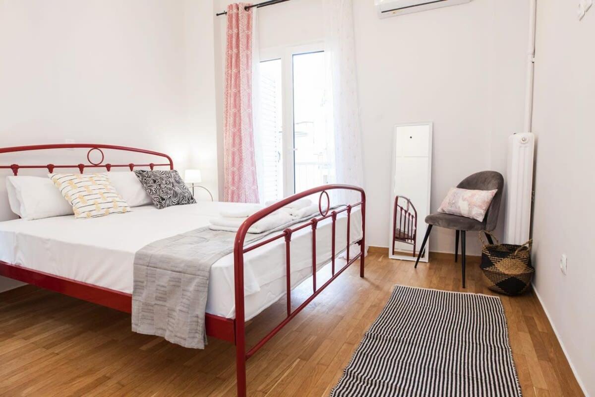 Contemporary Stylish Apartment Located Near Metaxourgeio Area Афины Экстерьер фото