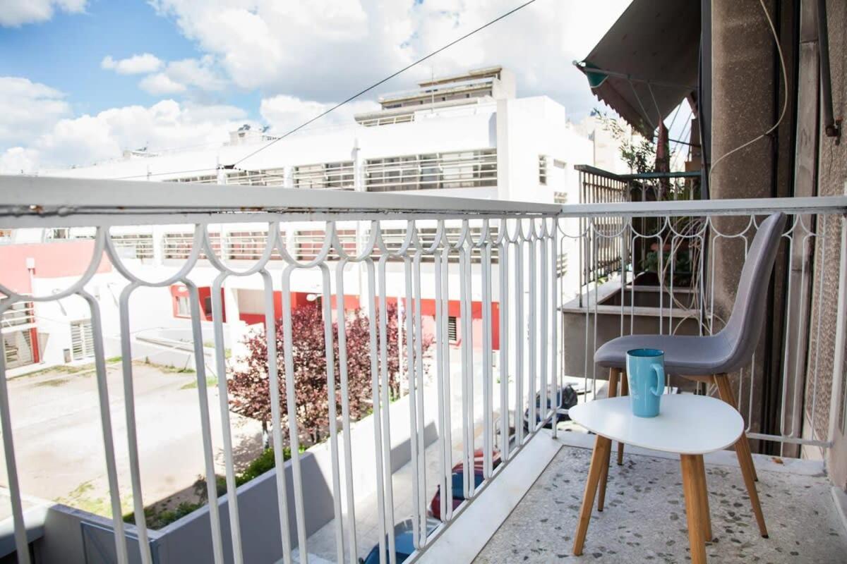 Contemporary Stylish Apartment Located Near Metaxourgeio Area Афины Экстерьер фото